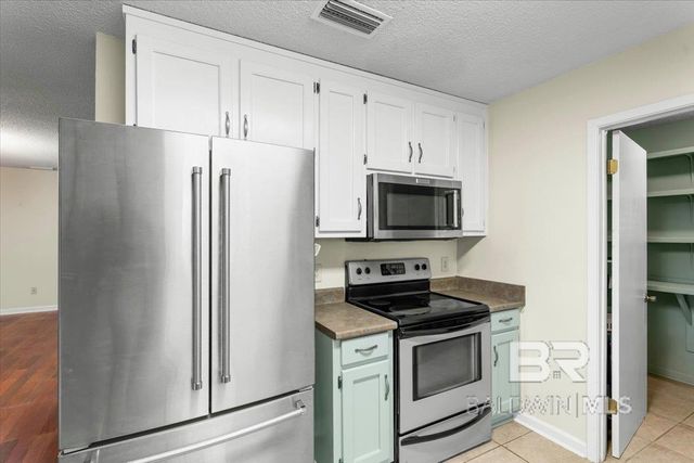 23080 Rochelle Loop, Robertsdale, AL 36567