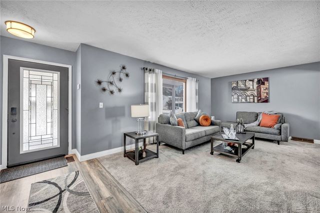 931 Daryl Drive, South Euclid, OH 44124