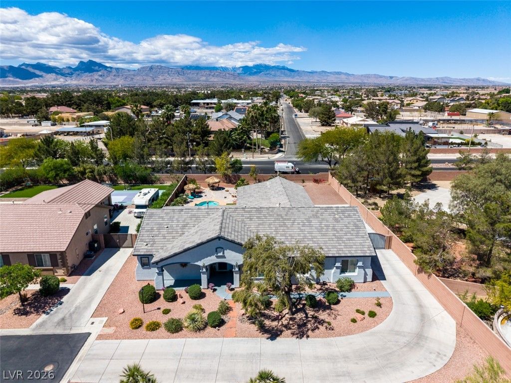 8125 Soledad Canyon Street, Las Vegas, NV 89131 — exterior