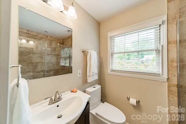 5522 Sharon Road, Charlotte, NC 28210