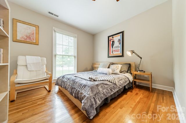 5522 Sharon Road, Charlotte, NC 28210