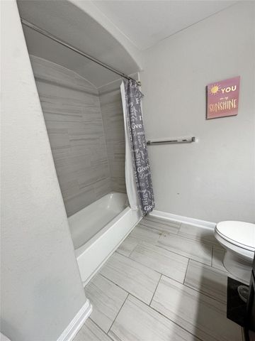 4922 Lacebark Pine Trail, Rosenberg, TX 77471