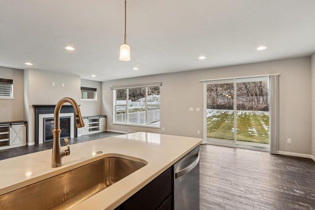 218 Milky Way, Madison, WI 53718