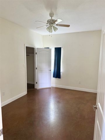 340 Lynch Bend Road, Springtown, TX 76082