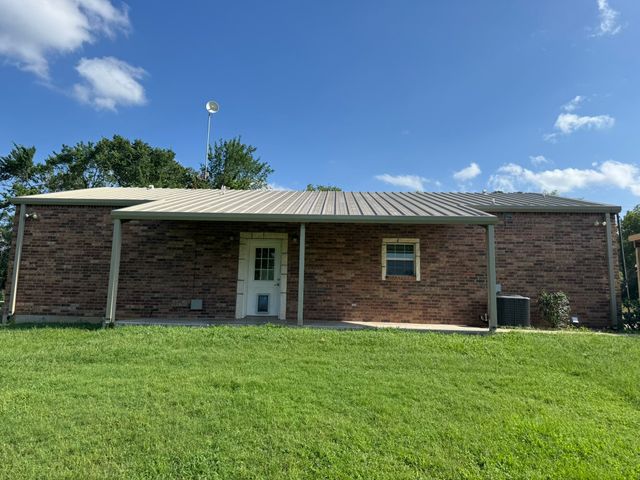 340 Lynch Bend Road, Springtown, TX 76082