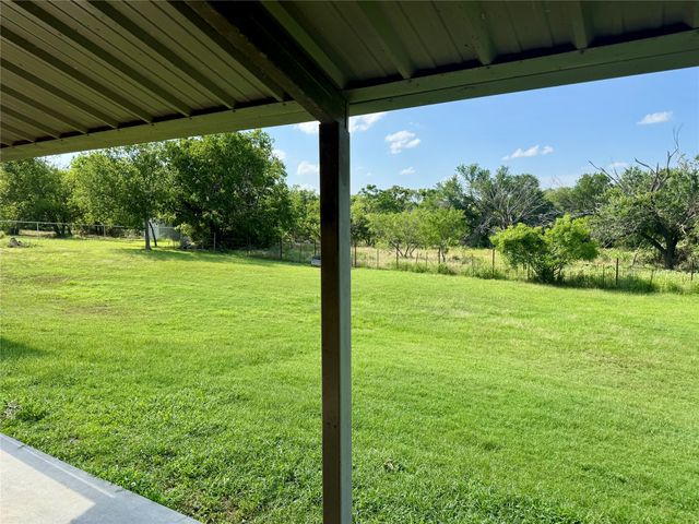 340 Lynch Bend Road, Springtown, TX 76082