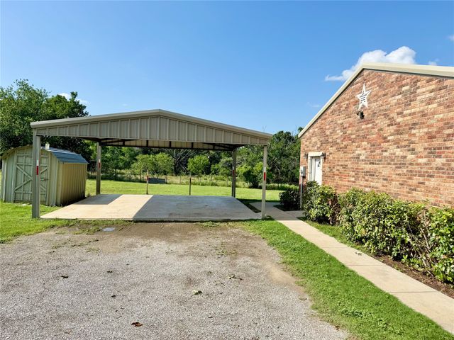 340 Lynch Bend Road, Springtown, TX 76082