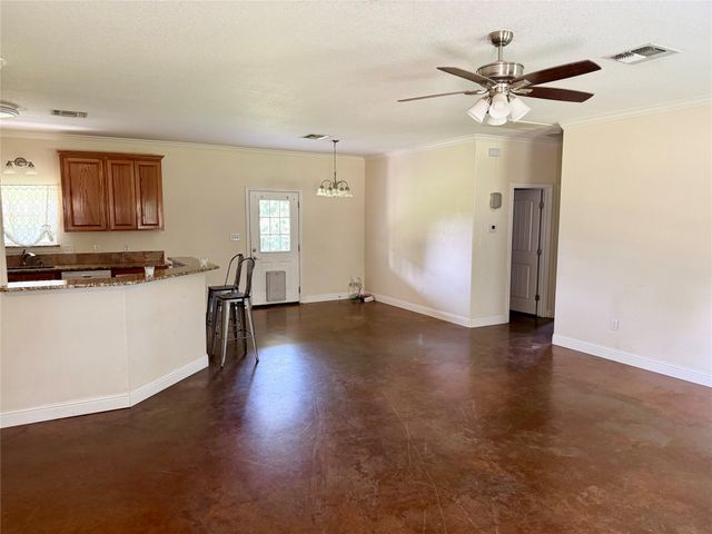 340 Lynch Bend Road, Springtown, TX 76082