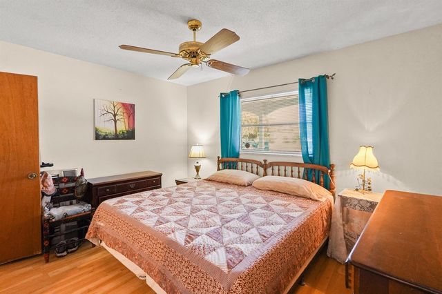 1515 CRESCENT Drive, Lake Park, FL 33403