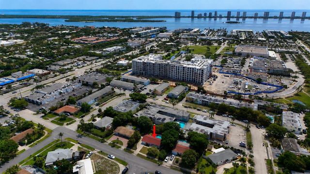 1515 CRESCENT Drive, Lake Park, FL 33403