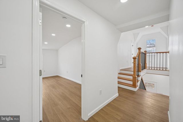 998 E BUTLER AVE, Vineland, NJ 08361