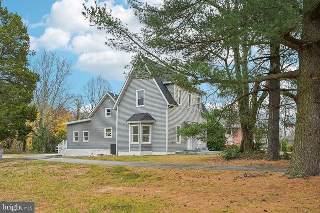 998 E BUTLER AVE, Vineland, NJ 08361