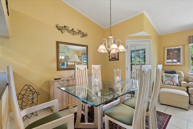 3001 SEAWIND CIRCLE 10C, Venice, FL 34293