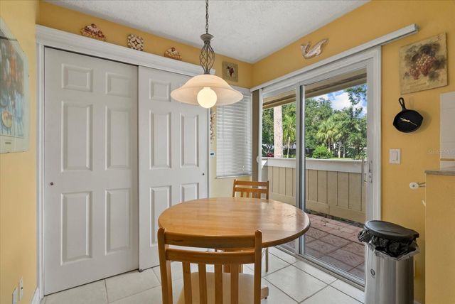 3001 SEAWIND CIRCLE 10C, Venice, FL 34293