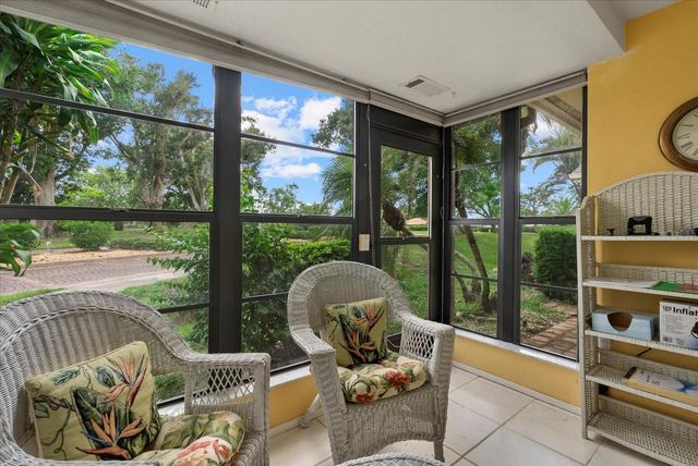 3001 SEAWIND CIRCLE 10C, Venice, FL 34293