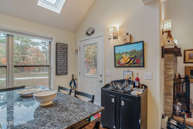 795 Green Ridge Tr, Harriman, TN 37748