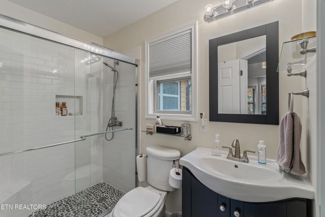 795 Green Ridge Tr, Harriman, TN 37748