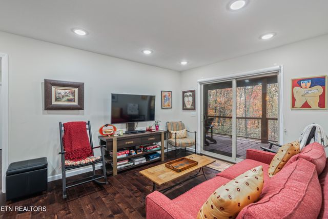 795 Green Ridge Tr, Harriman, TN 37748