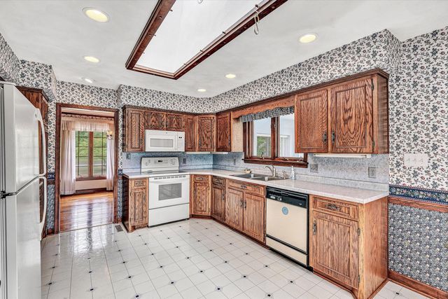 801 Orchard Lake DR, Daleville, VA 24083