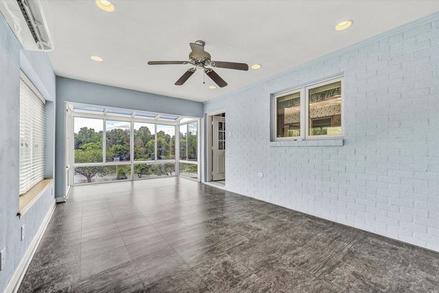 801 Orchard Lake DR, Daleville, VA 24083