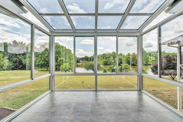 801 Orchard Lake DR, Daleville, VA 24083