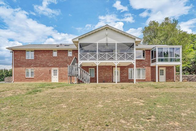 801 Orchard Lake DR, Daleville, VA 24083