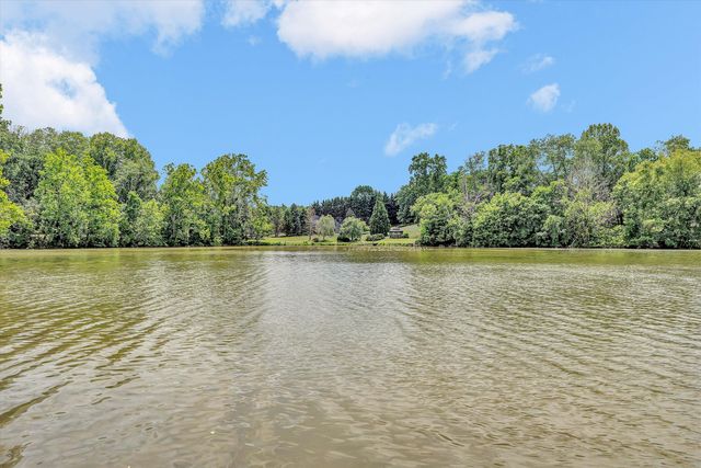 801 Orchard Lake DR, Daleville, VA 24083