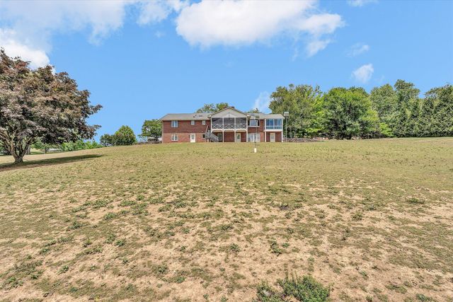 801 Orchard Lake DR, Daleville, VA 24083