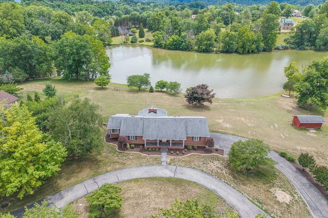 801 Orchard Lake DR, Daleville, VA 24083