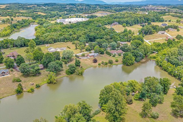 801 Orchard Lake DR, Daleville, VA 24083