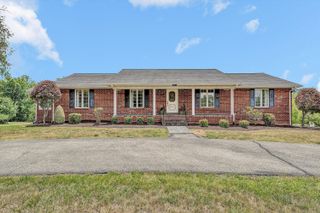 801 Orchard Lake DR, Daleville, VA 24083