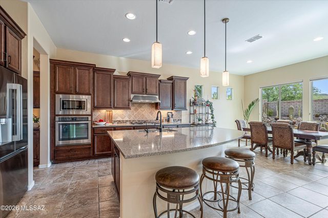 14242 N Bright Angel Trail, Marana, AZ 85658