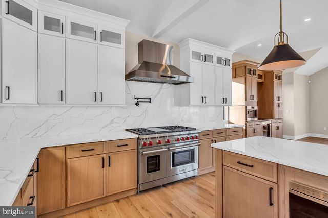 1166 JENNIFER LANE, Manahawkin, NJ 08050