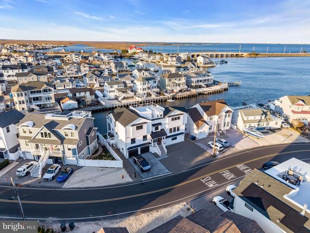 1166 JENNIFER LANE, Manahawkin, NJ 08050