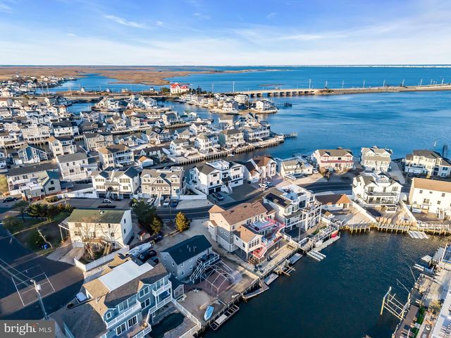 1166 JENNIFER LANE, Manahawkin, NJ 08050