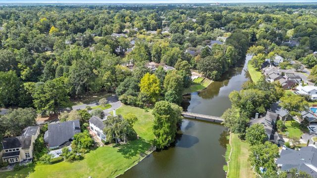 1211 Thoreau Dr, Baton Rouge, LA 70808