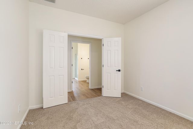 8603 LONGFORD Drive, Jacksonville, FL 32244