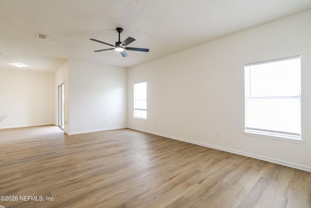 8603 LONGFORD Drive, Jacksonville, FL 32244