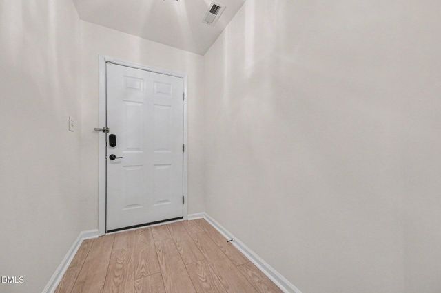 302 Standish Drive, Chapel Hill, NC 27517