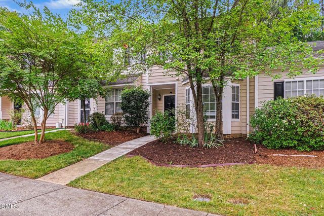 302 Standish Drive, Chapel Hill, NC 27517