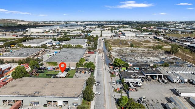 7070 NW 84th Ave, Medley, FL 33166