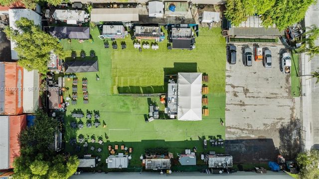 7070 NW 84th Ave, Medley, FL 33166