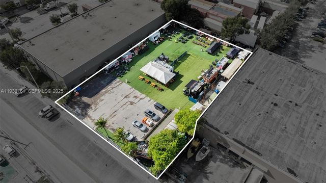 7070 NW 84th Ave, Medley, FL 33166