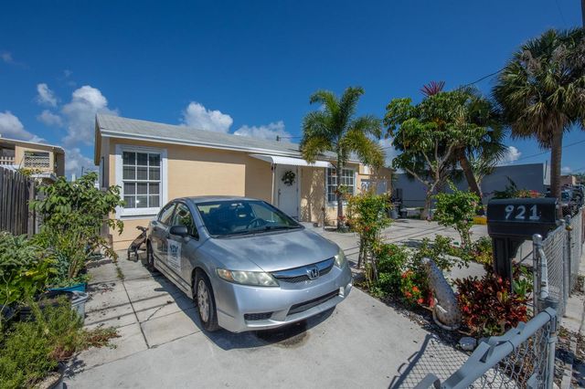 922 S Dixie Highway, Lake Worth Beach, FL 33460