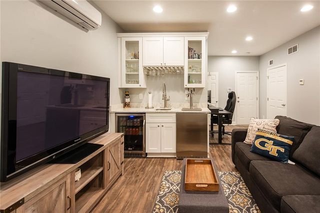 1732 Habershal Road NW, Atlanta, GA 30318