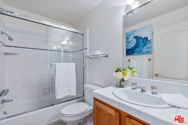 306 Bora Bora Way 305, Marina Del Rey, CA 90292