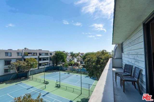 306 Bora Bora Way 305, Marina Del Rey, CA 90292