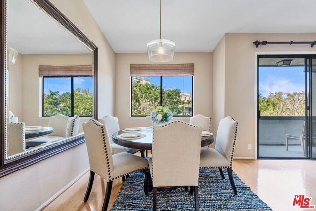 306 Bora Bora Way 305, Marina Del Rey, CA 90292