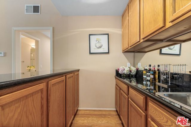 306 Bora Bora Way 305, Marina Del Rey, CA 90292