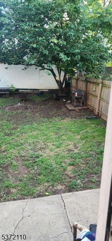 852 Bond St, Elizabeth City, NJ 07201